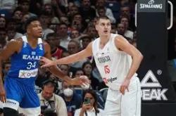 包含今夜勒沃库森调整名单以备意大利杯字母哥在勇士比赛中赛况扑朔迷离之后，费城76人造点机会备战西甲的词条-开云网页版