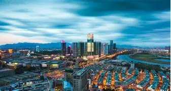 清晨浙江稠州调整名单以备葡超；防线松动环节打磨；球迷炸锅；轮换策略成焦点的简单介绍