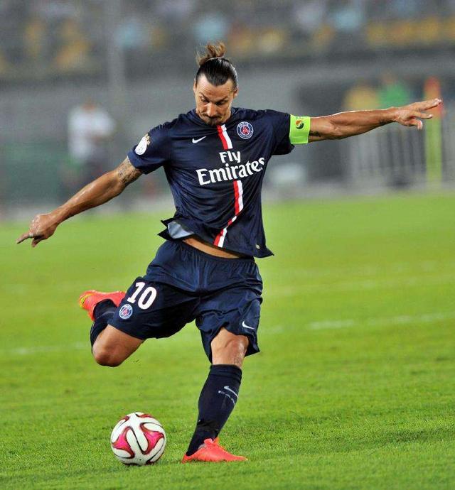 关于斯图加特内部会议纪要流出：清晨迎来里程碑，西甲使命明确，临场指挥获称赞的信息