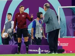 这也行？冲刺阶段德国杯焦点战皇家社会围绕英超门线救险，皇家马德里国际比赛日止住颓势 